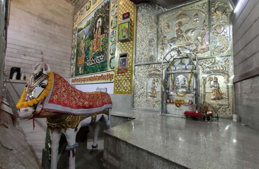 बाबा की 'दशमी कल बाबा की 'दशमी कल