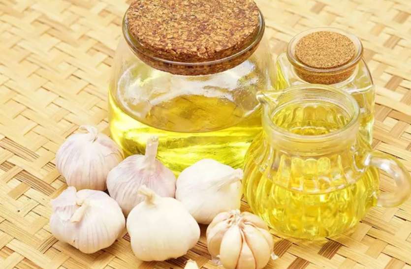 garlic_oil.jpg Benefits of Garlic Oil: लहसुन तेल के फायदे, जानें इसे बनाने का सही तरीका