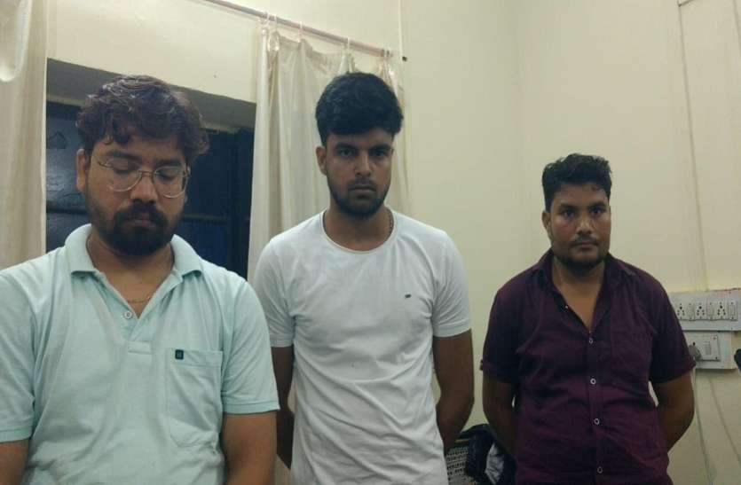 बिजली कनेक्शन देने में बिगड़ी नियत : रिश्वत के आरोपी दलाल समेत दो विद्युत कर्मियों को जेल भेजा बिजली कनेक्शन देने में बिगड़ी नियत : रिश्वत के आरोपी दलाल समेत दो विद्युत कर्मियों को जेल भेजा