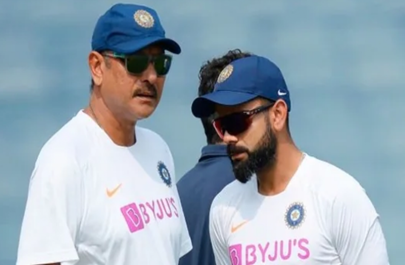kohli_and_shastri.png IND vs ENG: पूर्व भारतीय क्रिकेटर का दावा-बुक लॉन्च इवेंट में टीम इंडिया के खिलाड़ियों ने नहीं पहने थे मास्क