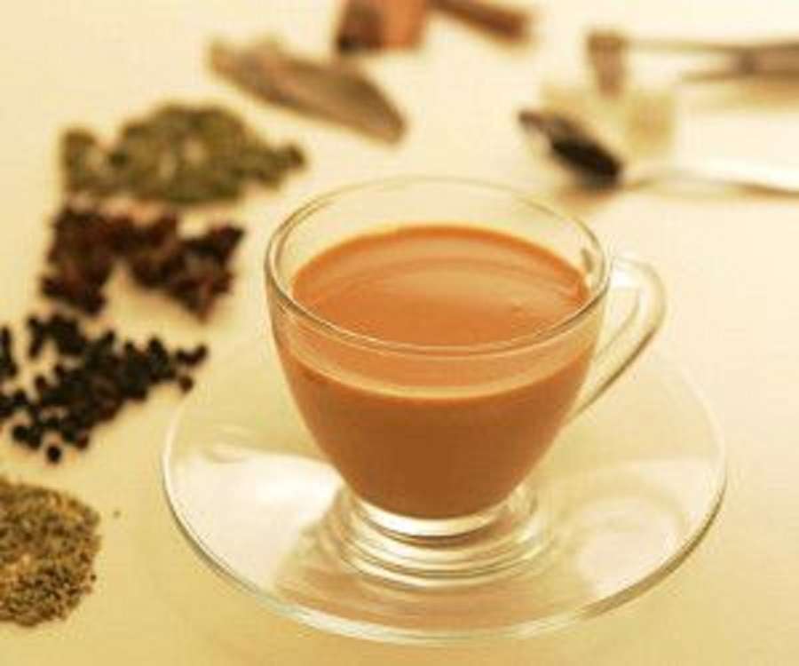 Health Tips: सर्दी-जुखाम जैसी समस्या से रहते हैं परेशान तो इनसे बचने के लिए अपना सकते हैं इन घऱेलू उपायों को
