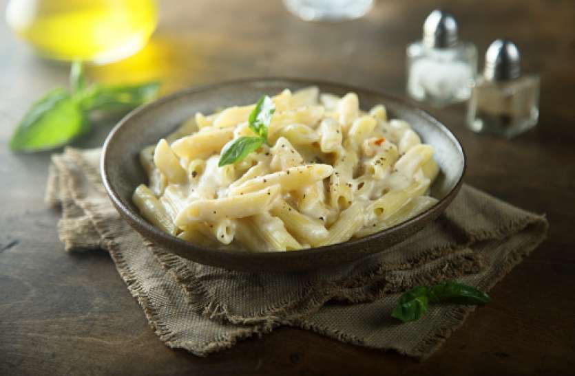 pasta.jpg White Sauce Pasta Recipe: ऐसे बनाएं स्वादिष्ट व्हाइट सॉस पास्ता