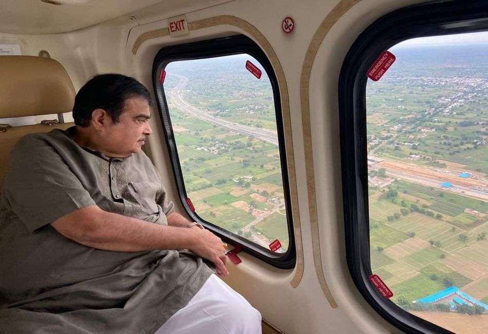 दिल्ली-मुम्बई ग्रीनफील्ड राजमार्ग का केन्द्रीय मंत्री नितिन गडकरी ने किया हवाई निरीक्षण, कहा- दिल्ली से जयपुर इलेक्ट्रिक हाइवे ड्रीम प्रोजेक्ट