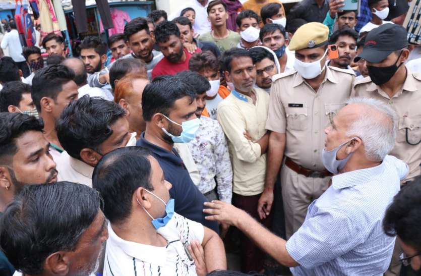 मुख्य सचिव निरंजन आर्य पहुंचे बीकानेर मुख्य सचिव निरंजन आर्य पहुंचे बीकानेर