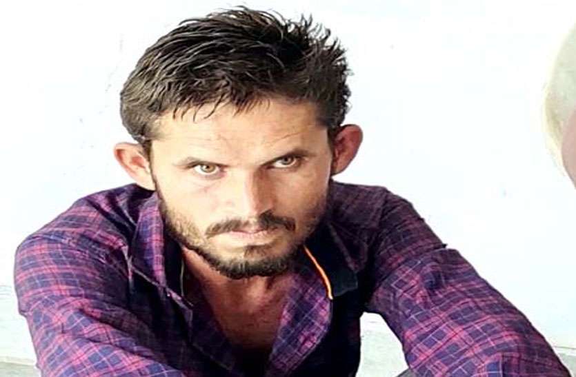 अधिवक्ता से नकदी व मोबाइल लूट के आरोपी को किया गिरफ्तार अधिवक्ता से नकदी व मोबाइल लूट के आरोपी को किया गिरफ्तार