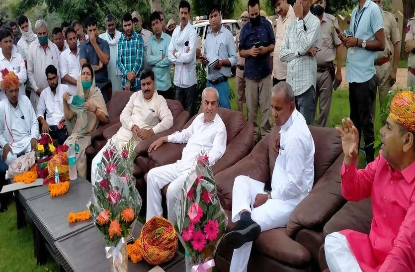 पाण्डुपोल जाने वाले दुपहिया-चौपहिया वाहनों के शुल्क में मिलेगी छूट-बिश्नोई पाण्डुपोल जाने वाले दुपहिया-चौपहिया वाहनों के शुल्क में मिलेगी छूट-बिश्नोई
