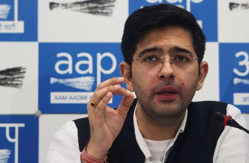 raghav chadha राघव चड्ढा ने नवजोत सिद्धू पर किया हमला, कहा-पंजाब राजनीति के राखी सावंत