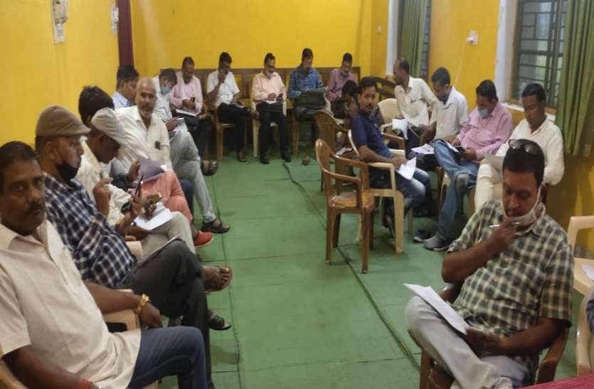 Vaccines Mahabhiyan in Tikamgarh 266 केन्द्रों पर किया जाएगा टीकाकरण, 59 हजार का लक्ष्य