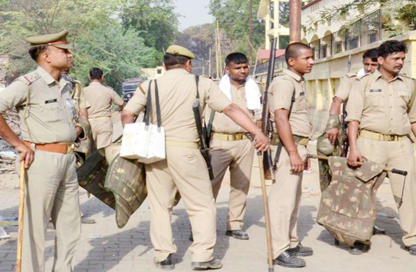 UP Police SI Recruitment 2021 UP Police SI Recruitment 2021 : यूपी पुलिस एसआई में 9534 पदों पर भर्ती, जानिए कब होगी परीक्षा