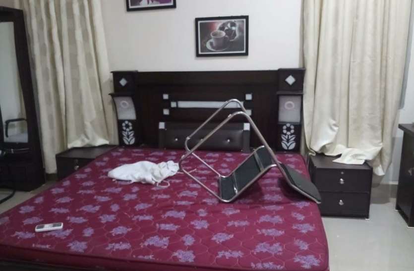 TV, utensils worth lakhs of rupees stolen in VIP guest house वीआईपी गेस्ट हाउस में लाखों रूपए की टीवी, बर्तन सहित कपड़ों की चोरी