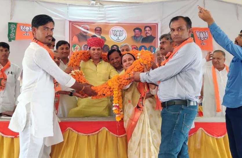 भाजपा में अग्रिम संगठनों की महत्वपूर्ण भूमिका, कार्यकर्ता करें पार्टी को मजबूत- चौधरी भाजपा में अग्रिम संगठनों की महत्वपूर्ण भूमिका, कार्यकर्ता करें पार्टी को मजबूत- चौधरी