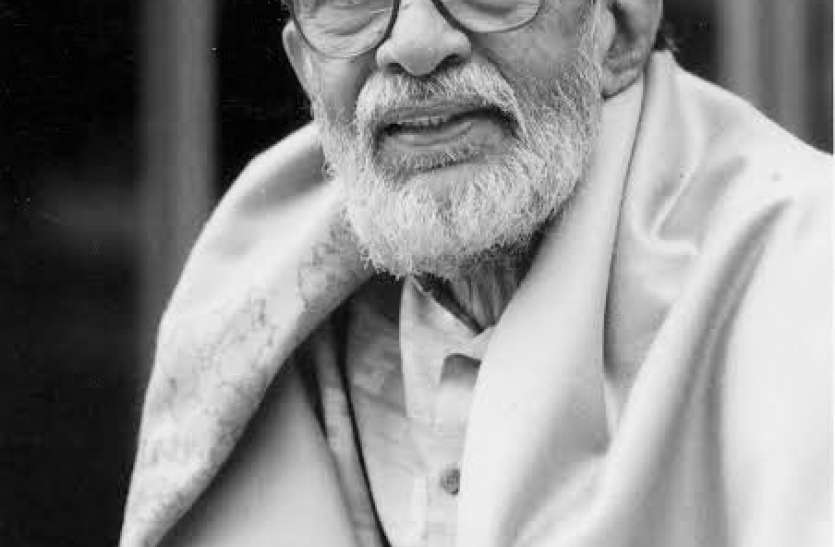 baba.jpg बव कारंत कहते थे कि यदि दर्शक नाटक के संगीत का तारीफ कर रहा है यानी संगीत खराब है