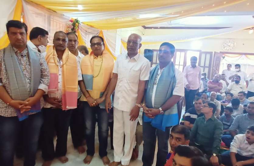 दूसरों की चर्चा से संकल्प शक्ति कमजोर होती है-साध्वी भव्यगुणाश्री दूसरों की चर्चा से संकल्प शक्ति कमजोर होती है-साध्वी भव्यगुणाश्री