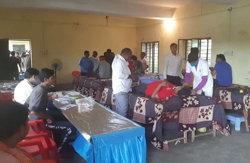 , शिविर में रक्तदान में दिखा उत्साह, 55 यूनिट हुआ रक्तदान