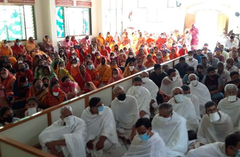 मैत्री का भाव रखने वाला ही धर्म का सच्चा उपासक-साध्वी सुधाकंवर मैत्री का भाव रखने वाला ही धर्म का सच्चा उपासक-साध्वी सुधाकंवर