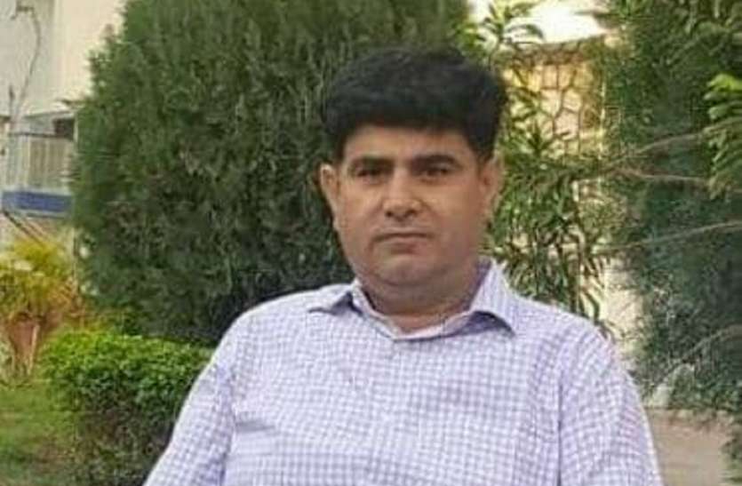 निशानदेही के लिए रिश्वत मांगने वाले पटवारी को आवाज का नमूना देने को कोर्ट ने किया तलब निशानदेही के लिए रिश्वत मांगने वाले पटवारी को आवाज का नमूना देने को कोर्ट ने किया तलब