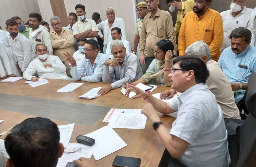 इंदिरागांधी नहर क्षेत्र में खेती पर संकट, विभाग के प्रस्ताव पर भड़के भाजपा विधायक इंदिरागांधी नहर क्षेत्र में खेती पर संकट, विभाग के प्रस्ताव पर भड़के भाजपा विधायक