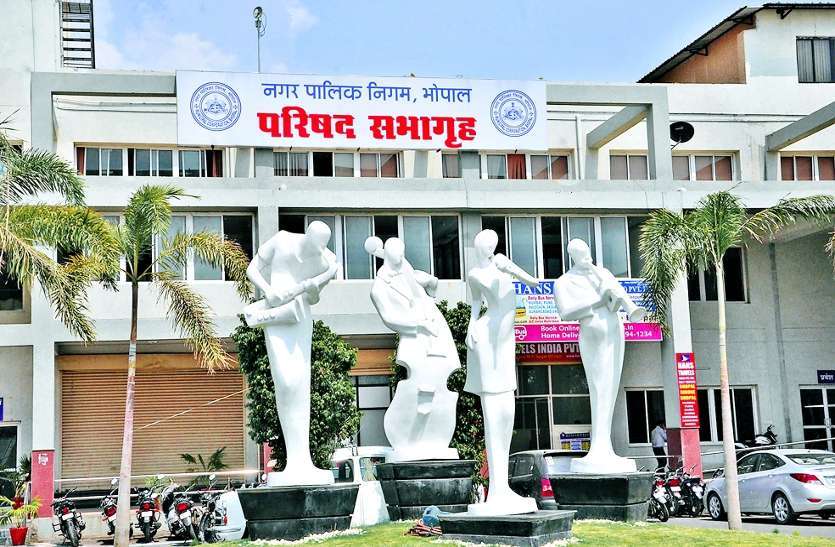 मूल विभाग जाने को तैयार नहीं पानी के इंजीनियर, निगम में अब 2023 तक का बंदोबस्त मूल विभाग जाने को तैयार नहीं पानी के इंजीनियर, निगम में अब 2023 तक का बंदोबस्त
