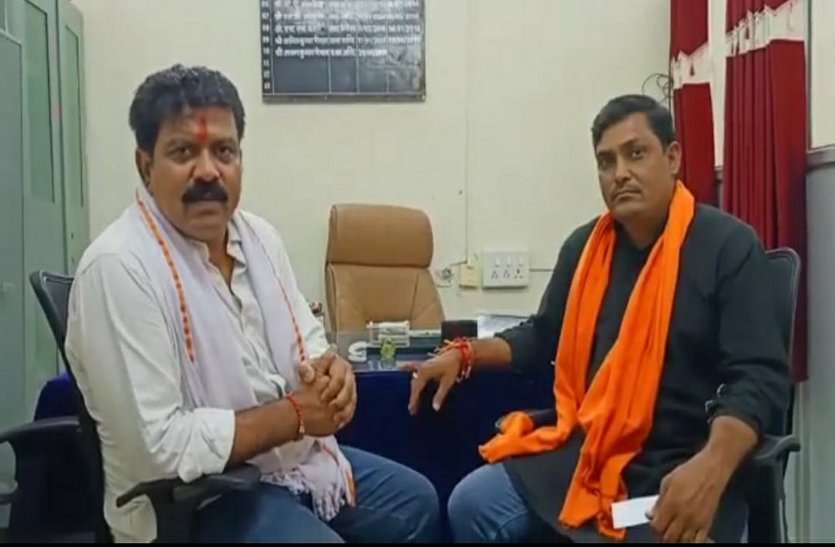 इस जिले में खाद्य अधिकारी की जमकर मनमानी, बिना जांच BPL राशन कार्ड को बदल रहे APL में, शिकायतों का लगा अंबार इस जिले में खाद्य अधिकारी की जमकर मनमानी, बिना जांच BPL राशन कार्ड को बदल रहे APL में, शिकायतों का लगा अंबार