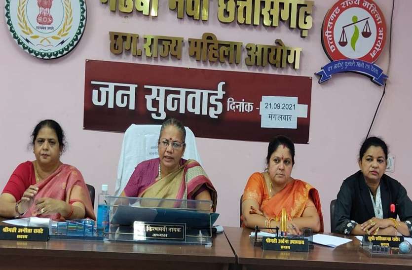 सामाजिक तलाक किसी भी परिस्थिति में मान्य नहीं सामाजिक तलाक किसी भी परिस्थिति में मान्य नहीं