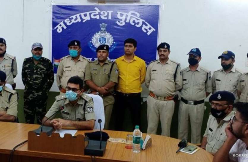 चोरी गया ट्रक राजस्थान के नसीराबाद में मिला चोरी गया ट्रक राजस्थान के नसीराबाद में मिला