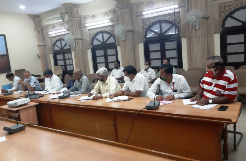 कलक्टर ने परीक्षा से सम्बन्धित सभी व्यवस्थाएं बेहतर ढंग से कराने की दी नसीहत कलक्टर ने परीक्षा से सम्बन्धित सभी व्यवस्थाएं बेहतर ढंग से कराने की दी नसीहत