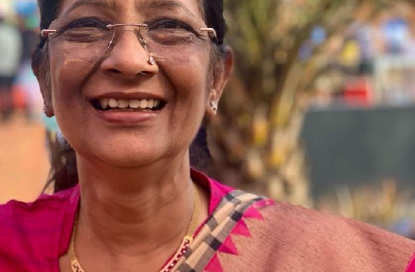 आत्मा की संवेदनात्मक अनुभूति है कविता आत्मा की संवेदनात्मक अनुभूति है कविता