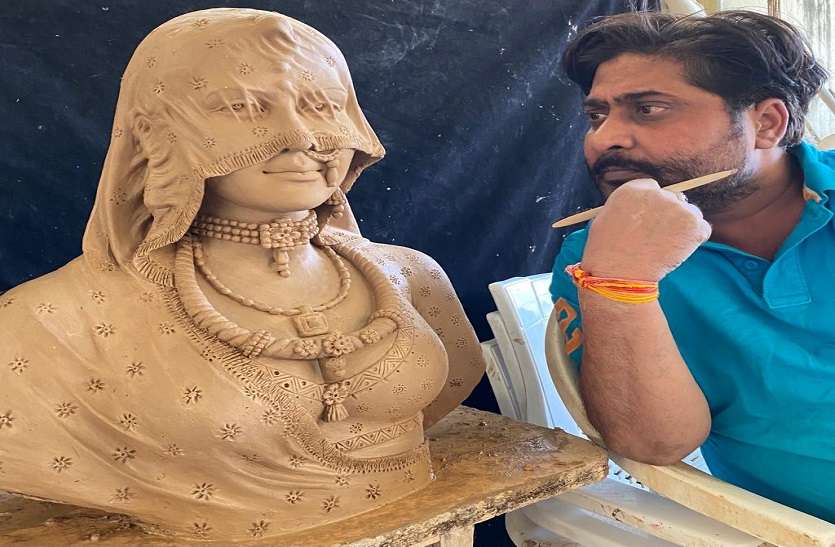 पर्दानशीं बणी-ठणी शिल्प में झलकती कला संस्कृति पर्दानशीं बणी-ठणी शिल्प में झलकती कला संस्कृति