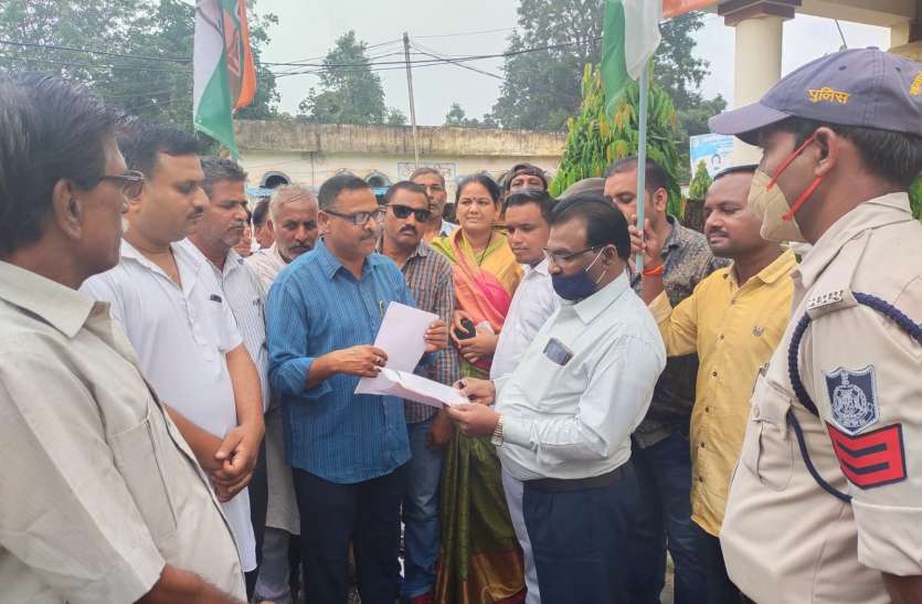 Congress demand: industries should get package, justice scheme should be implemented कांग्रेस की मांग: उद्योगों को मिले पैकेज, लागू हो न्याय योजना