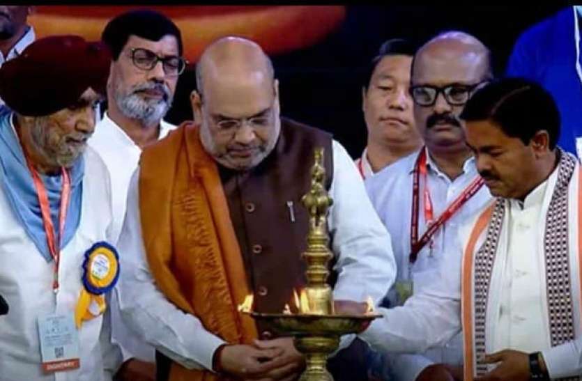 amit_shah.jpg सहकार से समृद्धि: सहकारिता आंदोलन रुकना नहीं चाहिए, इससे गरीबों-पिछड़ों का विकास होगा- अमित शाह