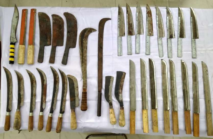 तमिलनाडु में 48 घंटों की कार्रवाई में 2512 गुण्डों को किया गिरफ्तार तमिलनाडु में 48 घंटों की कार्रवाई में 2512 गुण्डों को किया गिरफ्तार