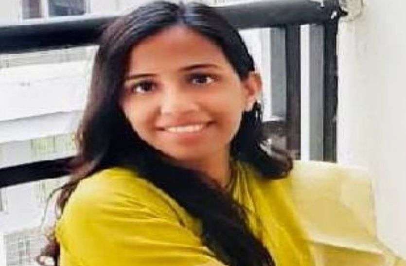 इंजीनियरिंग में गोल्ड मेडलिस्ट अंहिसा ने यूपीएससी में हासिल की 53 वीं रैंक इंजीनियरिंग में गोल्ड मेडलिस्ट अंहिसा ने यूपीएससी में हासिल की 53 वीं रैंक