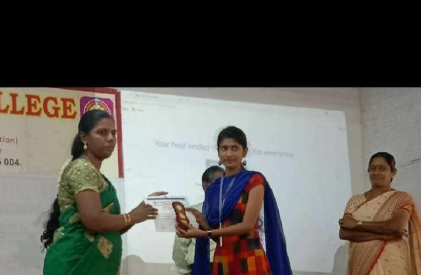 Sourashtra College हिंदी सीखने की ललक हुई हैं तेज, सौराष्ट्रा कॉलेज मदुरै में हिन्दी दिवस समारोह