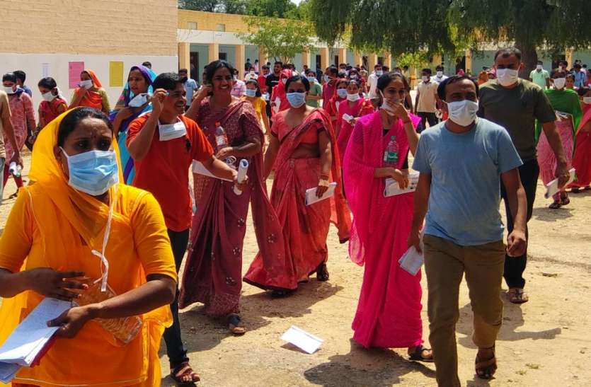 लो हो गई 'मेहनत ' व 'किस्मत' की परीक्षा लो हो गई 'मेहनत ' व 'किस्मत' की परीक्षा