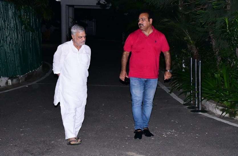 cp joshi पायलट के बाद अब खाचरियावास मिले सीपी जोशी से, बंद कमरे में चर्चा