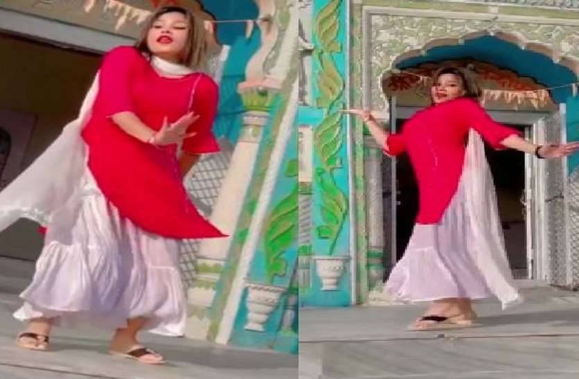 girl dancing on second hand jawani song in temple मंदिर में हॉट डांस, सेकेंड हेंड जवानी पर थिरकी लड़की, VIDEO VIRAL