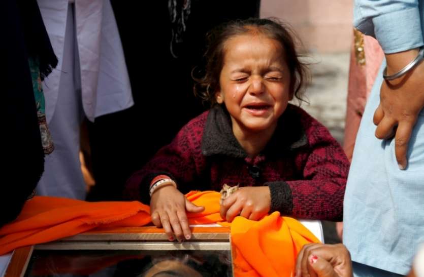 afghan.jpeg क्रूरता: तालिबानी आतंकियों ने बच्चे की हत्या कर दी, क्योंकि पिता पर NRF से जुड़े होने का शक था