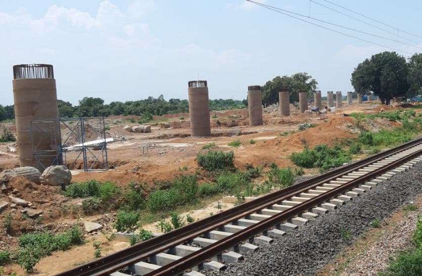 india's first Udta Junction in katni covid-19 संक्रमण से बच न सका देश के पहले उड़ता जंक्शन का निर्माण