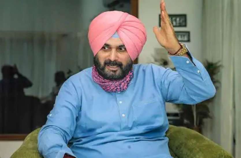 Navjot Singh Siddu raised questions on appointments in punjab gov इस्तीफे के बाद नवजोत सिंह सिद्दू का सख्त रवैया, पंजाब की नई सरकार में कई नियुक्तियों पर उठाए सवाल