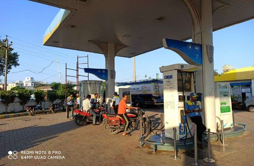 Petrol-diesel spoiled the budget of the kitchen, vegetables disappeare पेट्रोल-डीजल ने बिगाडा रसोई का बजट, थाली से सब्जियां गायब