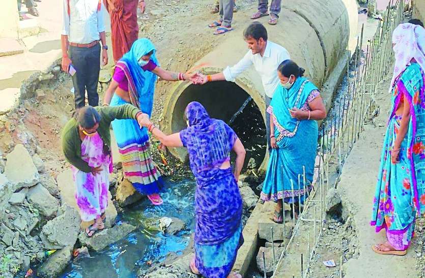 पातरा से जुड़े क्षेत्रों में नाले व उनपर पुलियाएं बनेगी, लोगों को मिलेगी राहत पातरा से जुड़े क्षेत्रों में नाले व उनपर पुलियाएं बनेगी, लोगों को मिलेगी राहत
