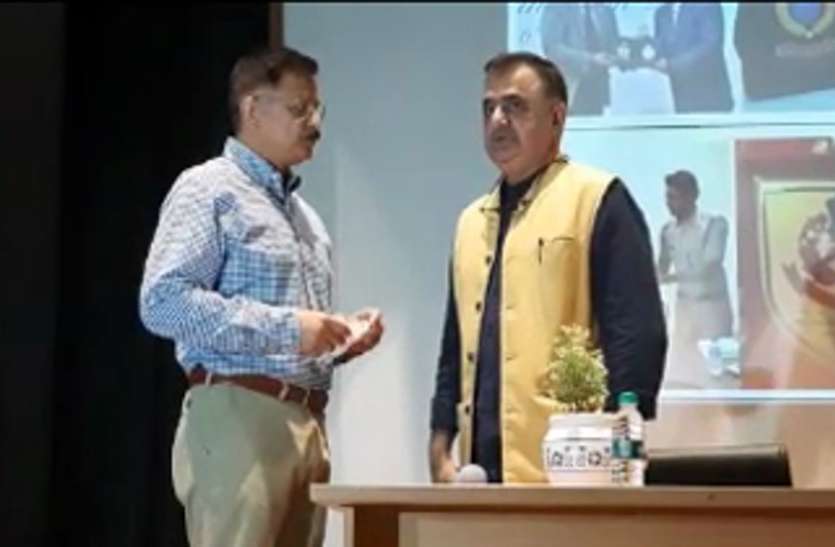 cyber-crime.jpg साइबर क्राइम में 63 फीसदी की बढ़ोतरी, एक्सपर्ट के इन आसान टिप्स को अपना कर बचें ठगी से