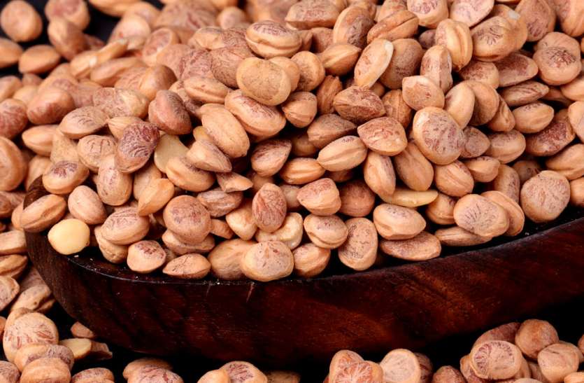 face_pack.jpg Beauty Benefits of Chironji Face Pack: चिरौंजी फेस पैक लगाएं और त्वचा को स्वस्थ बनाएं