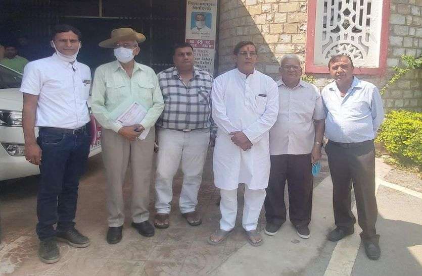 नकली बॉयो डीजल की अवैध बिक्री को लेकर सौंपा ज्ञापन, कार्रवाई की मांग नकली बॉयो डीजल की अवैध बिक्री को लेकर सौंपा ज्ञापन, कार्रवाई की मांग