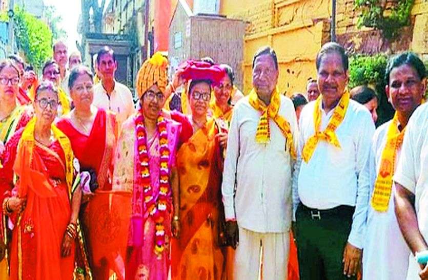 अग्रसेन जयंती महोत्सव: निकाली कलश यात्रा, सुनाई अग्रकथा अग्रसेन जयंती महोत्सव: निकाली कलश यात्रा, सुनाई अग्रकथा