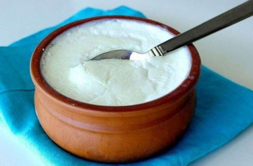 Yogurt For Weight Loss: मोटापा कम करने से लेकर शरीर को कई फायदे पहुंचाता है दही का रोजाना सेवन Yogurt For Weight Loss: मोटापा कम करने से लेकर शरीर को कई फायदे पहुंचाता है दही का रोजाना सेवन