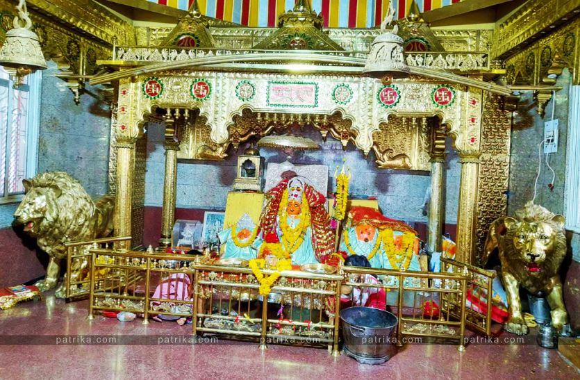 Navratri 2021: बगैर मुहूर्त विवाह कराती हैं पहाड़ों पर विराजी देवी मां