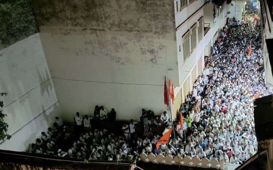 भींडर बोले एक भाजपा नेता का फोन आया दीपेन्द्र को टिकट दें, कार्यकर्ताओं से पूछा आप साथ रहेंगे क्या?