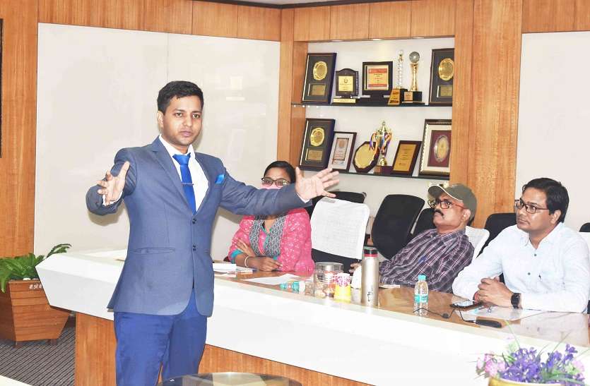 Workshop- मिली पर्सनेलिटी डवलपमेंट की ट्रेनिंग Workshop- मिली पर्सनेलिटी डवलपमेंट की ट्रेनिंग