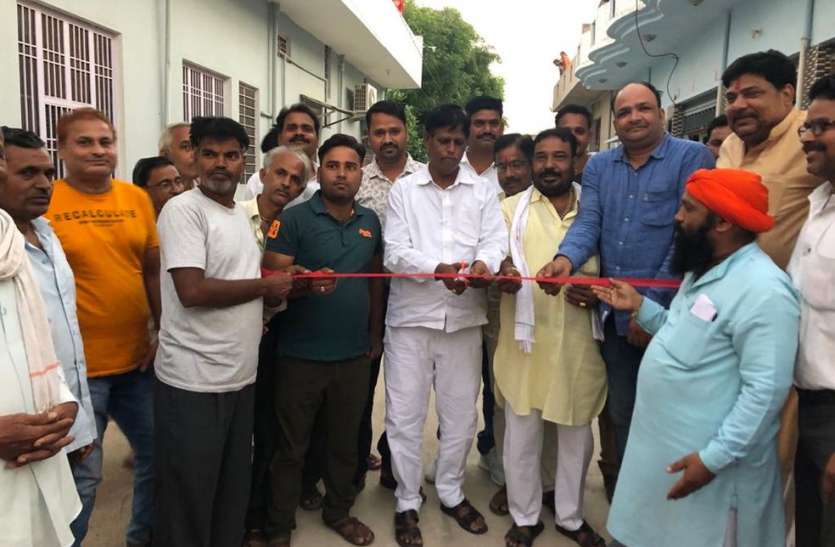 सभापति ने सड़क का किया लोकार्पण, वार्ड 16 में सुगम हुई राह सभापति ने सड़क का किया लोकार्पण, वार्ड 16 में सुगम हुई राह